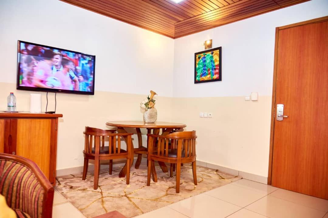 Congress Hotel Yaoundé Kültér fotó