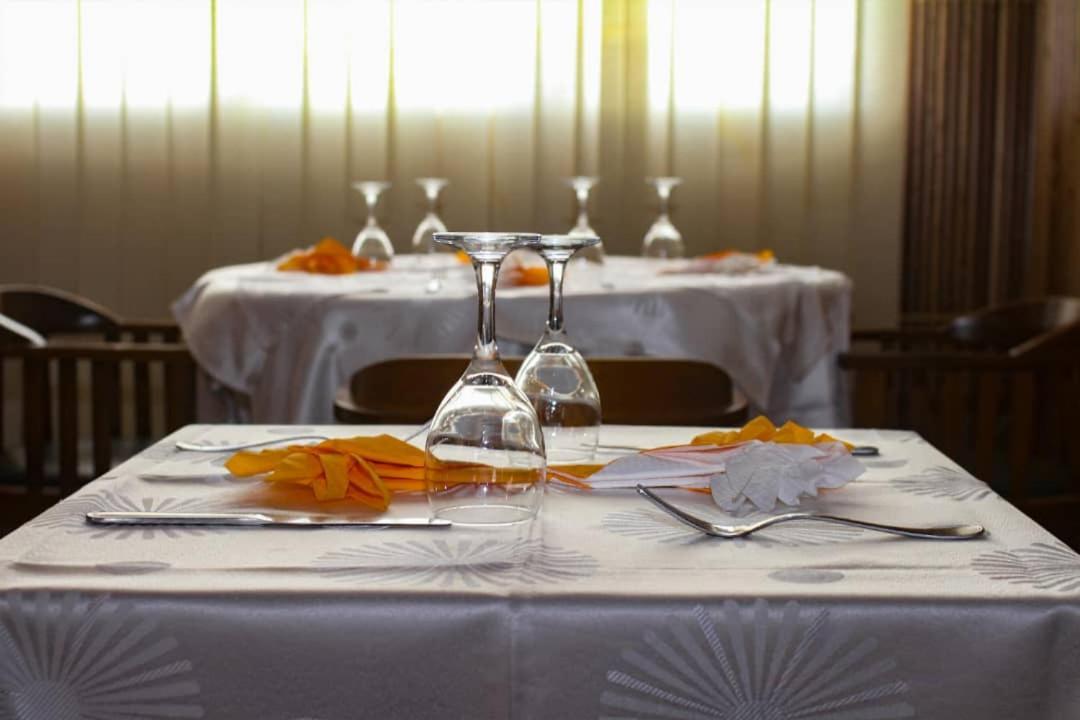 Congress Hotel Yaoundé Kültér fotó