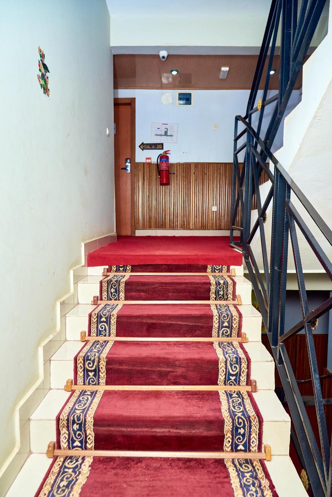 Congress Hotel Yaoundé Kültér fotó